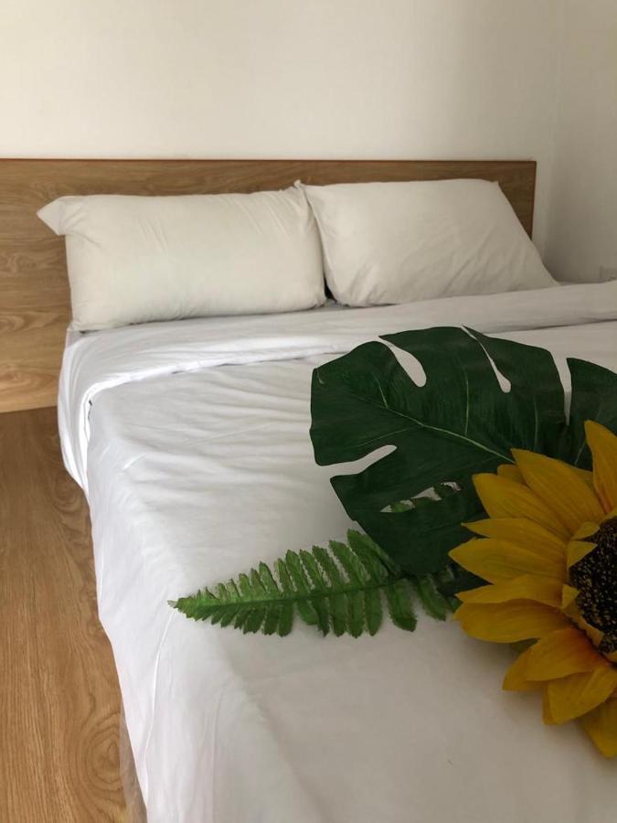 Kapit Hotel Кучинг Екстериор снимка